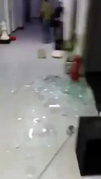 Sizi münafıklar sizi! Iraklı gençler Şehit Yahya Sinvar’a “terörist” diyen Suudi kanalını bastı!