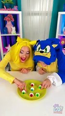 Gummy Eyeballs Battle! Who Will Win This Epic Food Challenge? 
