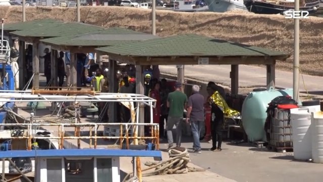 Regresan a Bari (Italia) los migrantes devueltos tras la suspensión de su traslado a Albania