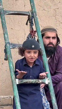 Chand Jitna Dur Chala Ja #funny #viral #bachh #babache #youtubeshorts #abubakr #tiktokstar