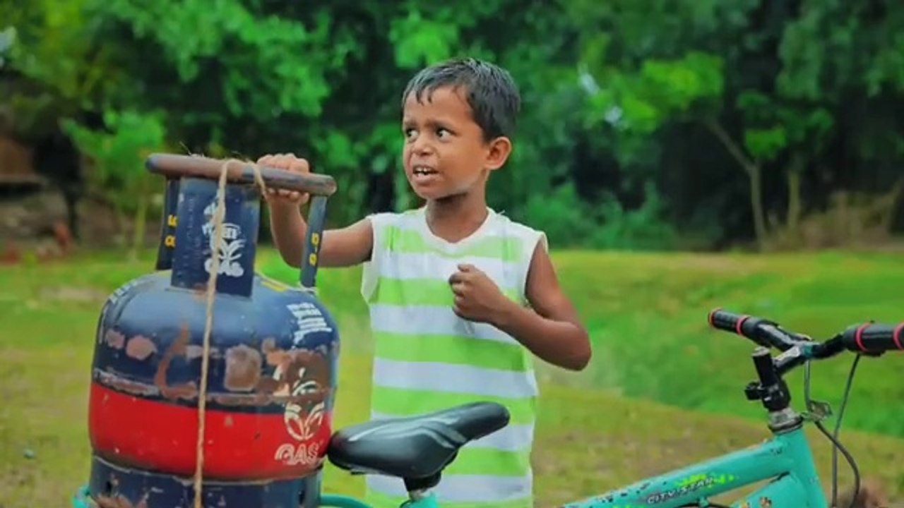 অসুস্থ ছিলিণ্ডার--Ashusto Silinder