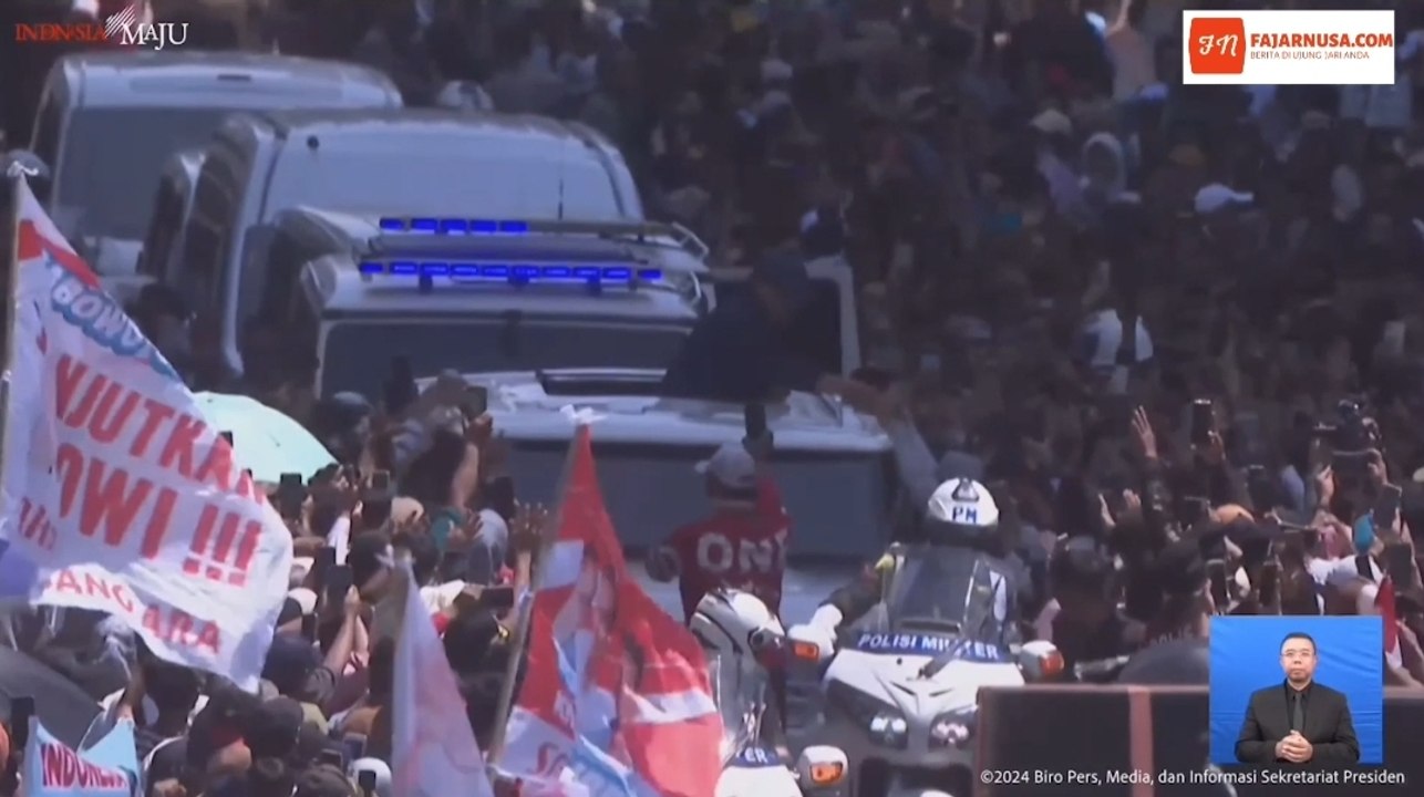 Prabowo Gunakan Mobil Maung Made in RI Menuju Istana Kepresidenan