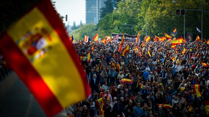 Miles de manifestantes exigen nuevas elecciones en Madrid