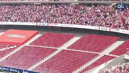 Así luce la grada del Frente Atleti tras la sanción por el incidente durante el derbi ante el Real Madrid