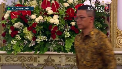 下载视频: Detik-detik Prabowo Umumkan Susunan Kabinet Merah Putih Bersama Gibran