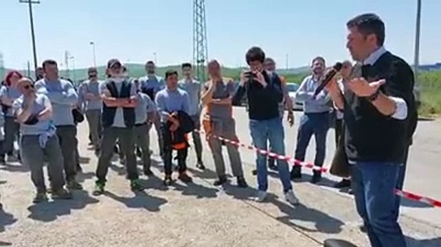 Il presidio dei lavoratori della Trigano Van: Salvate i posti di lavoro