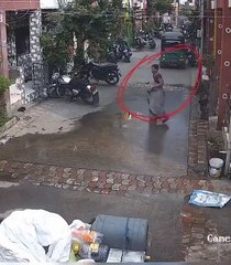 Video: ¡De milagro! Mujer sobrevive tras el impacto de un tanque de agua vacío