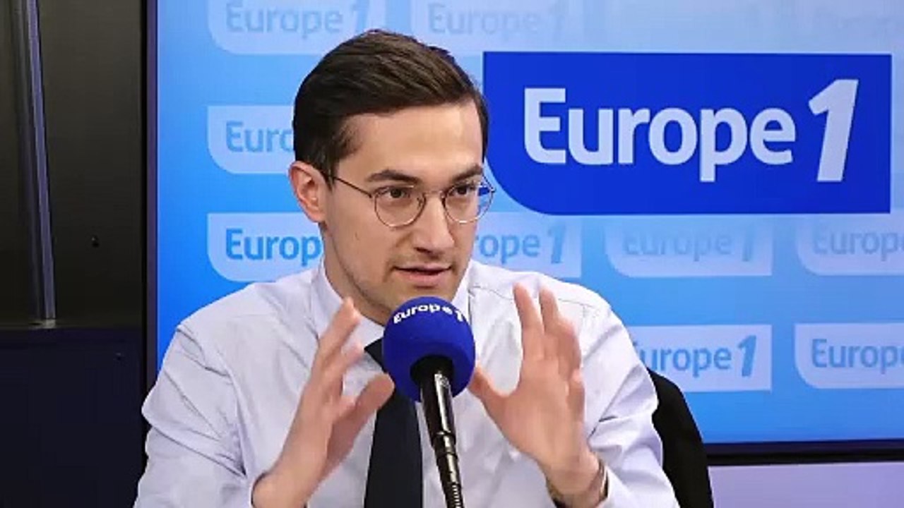 Côte de popularité d’Emmanuel Macron en chute libre : un président qui ne maîtrise plus sa communication ?