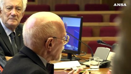 Berrino: "Siamo circondati da veleni, a partire dai pesticidi"