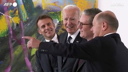 Biden, Starmer, Macron e Scholz in cancelleria a Berlino per una riunione a quattro
