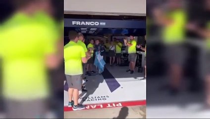 Furor por Franco Colapinto en la F1: se colgó del alambrado para festejar con los hinchas