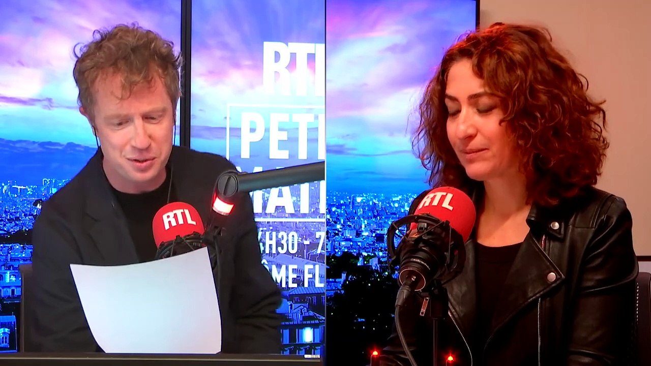 FONCTIONNAIRES - 6 centimes de plus par mois : "Champagne !"