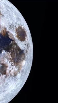 C’est la pleine Lune ! L’occasion pour moi de sortir ma photo la plus détaillée …