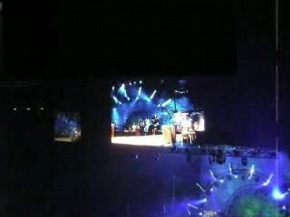 Christophe Maé danse sur "On s'attache"