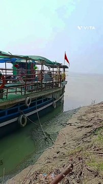 নাৱেৰে কাজিৰঙা ভ্ৰমণ তেজপুৰৰ গণেশ ঘাটৰ পৰা। Boat safari to Kaziranga. Assam Tourism. Kaziranga Boat Safari. River Tourism Assam