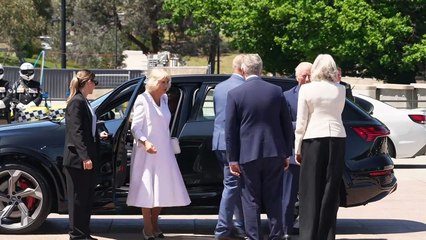 King and Queen visit Australian War Memorial