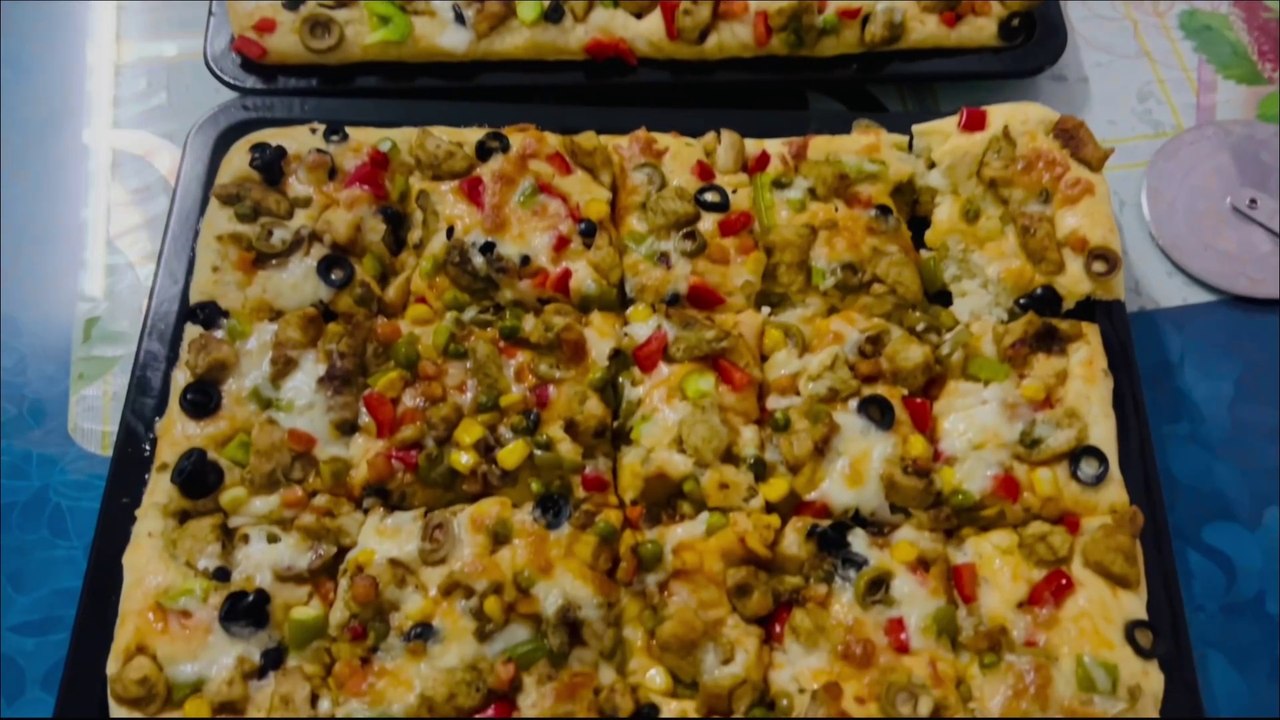 Master the Art of Homemade Pizza: Create Your Perfect Slice!