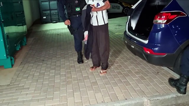 Corintiano é preso acusado de agredir a esposa a pauladas