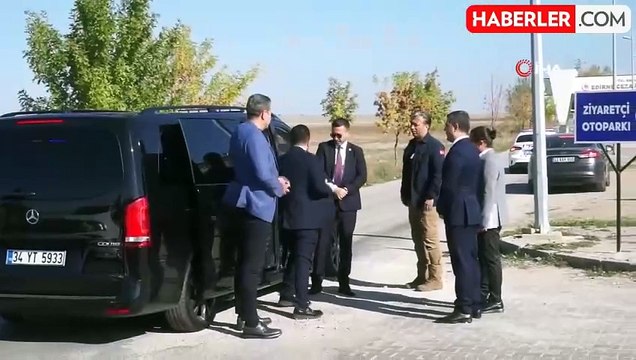 Özgür Özel, Selahattin Demirtaş'ı Cezaevinde Ziyaret Etti