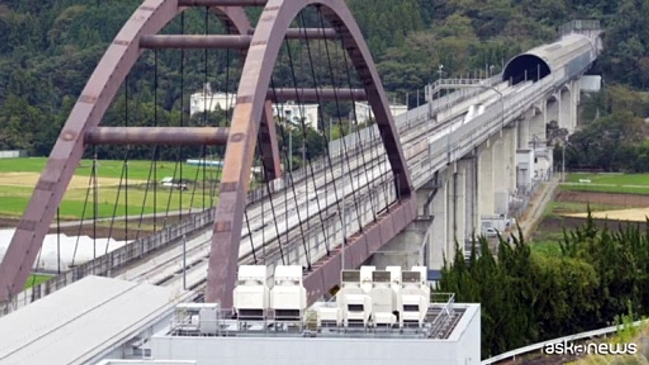 Giappone, test su treno a levitazione magnetica che arriva a 500 km/h