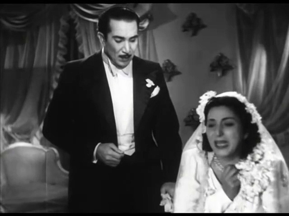 فيلم ( شمعة تحترق ) بطولة - عزيزة أمير - مشاهدة...