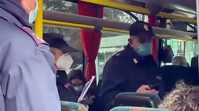 Green pass, super o base? I controlli anche sui bus