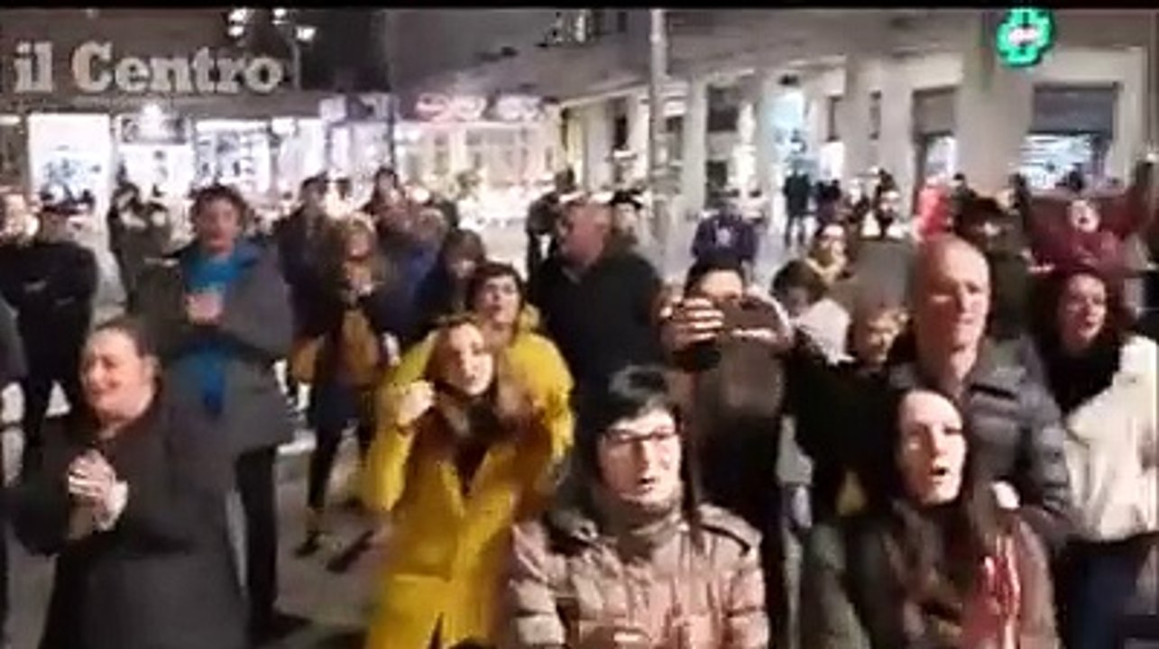 I No Green pass in piazza: "La gente come noi non molla mai"