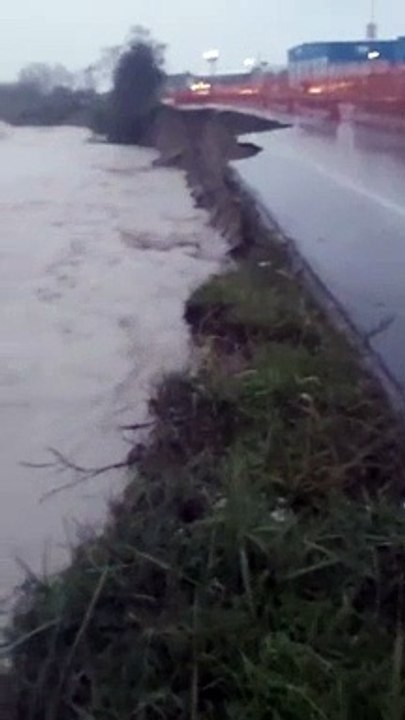 Maltempo nel Teramano, chiuso tratto della strada provinciale 1 del Tronto