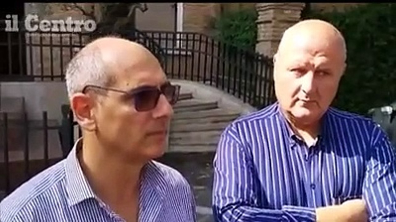 I "No pass" tornano davanti alla chiesa: "Solidariet? a tutti e no azione preordinata"