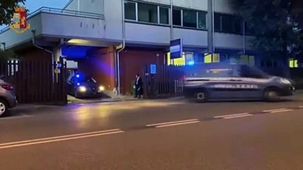 L'operazione della squadra mobile dell'Aquila