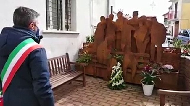 Il silenzio per ricordare le vittime del Covid