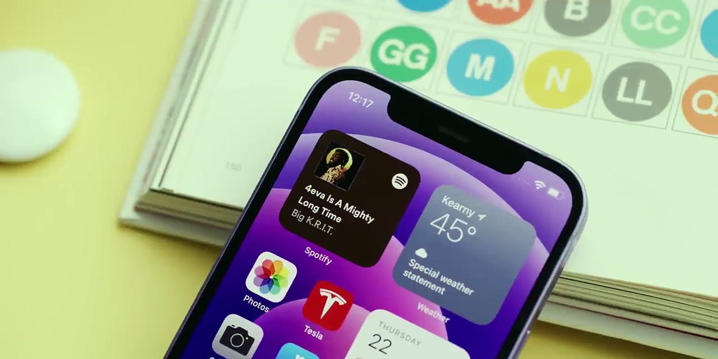 The New Purple iPhone 12! video Dailymotion