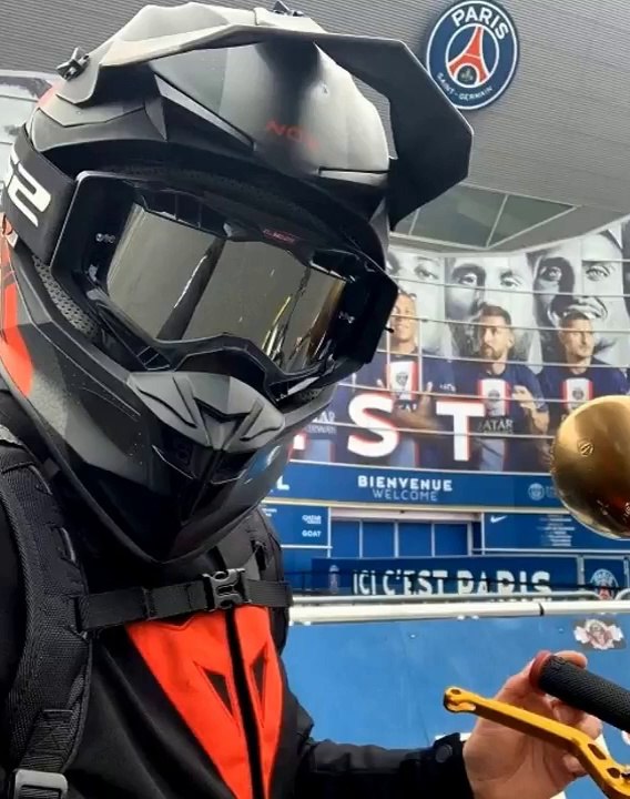 🎨 STREET-ART : Moto Fantic Caballero