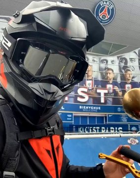 🎨 STREET-ART : Moto Fantic Caballero