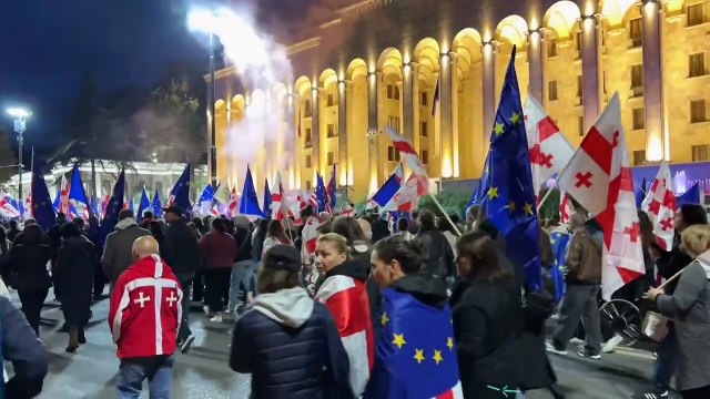 Géorgie: des milliers de manifestants pro-européens à Tbilissi avant les législatives