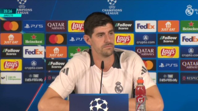 Courtois revela lo que le dijó Borja Iglesias tras su partido ante el Stuttgart
