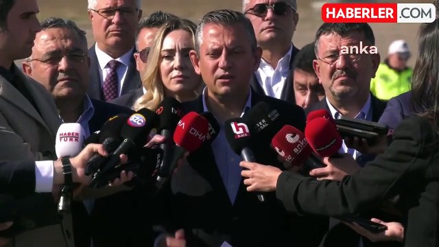 Özgür Özel, Selahattin Demirtaş'ı Ziyaret Etti.