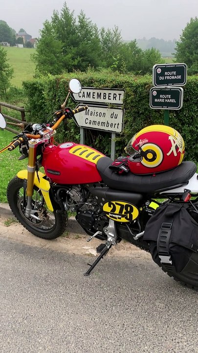 🔥 Arrivée d'une moto Fantic Caballero à Camembert (Normandie)