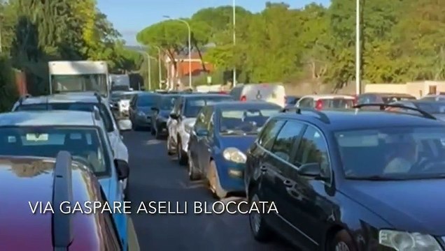 Firenze, traffico caos intorno a Careggi per lavori stradali: un luned? difficile