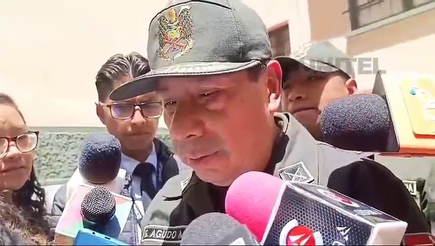 Mujer de 23 años es asesinada con 61 puñaladas por su pareja en La Paz