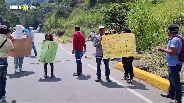 Habitantes llevan 30 años luchando por agua potable la razón de los bloqueos en la Medellín-Bogotá