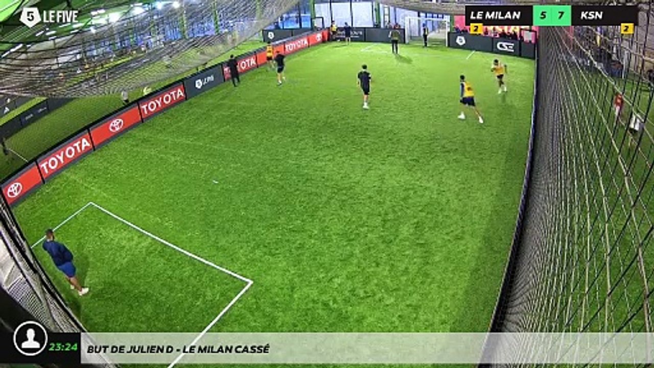 But de Julien D - LE MILAN CASSÉ