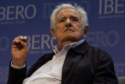 Mujica reaparece en el fin de campaña en Uruguay: 