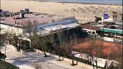 Jogger in spiaggia, un altro inseguimento sul lungomare