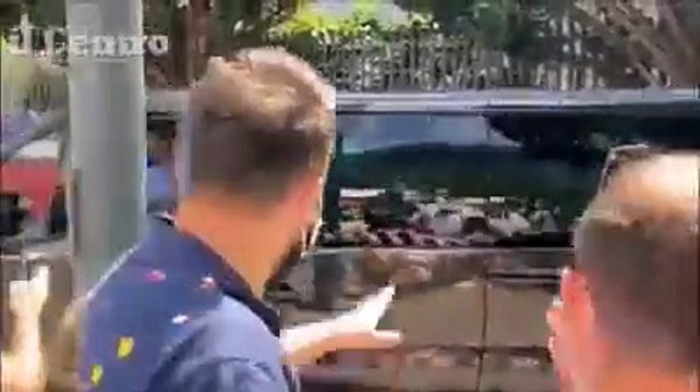 Tifosi in delirio per Insigne e i giocatori del Napoli