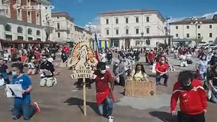 In piazza Duomo per la giustizia e la pace