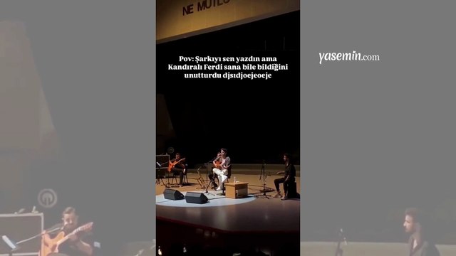 İlyas Yalçıntaş konserde kendi şarkısını karıştırdı! Kandıralı Ferdi yorumu gündem oldu