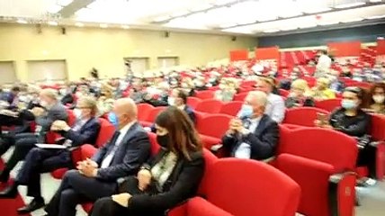 L'Hallelujah di Handel dietro le barriere giganti anti-Covid