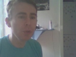 Wiwi égratigne "Ce n'est que moi" de Mahjun