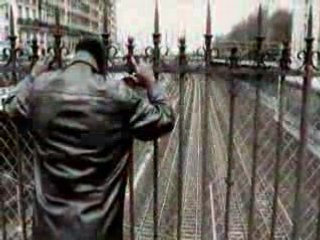 EXCLU Dry - Tout Le Monde A Terre clip